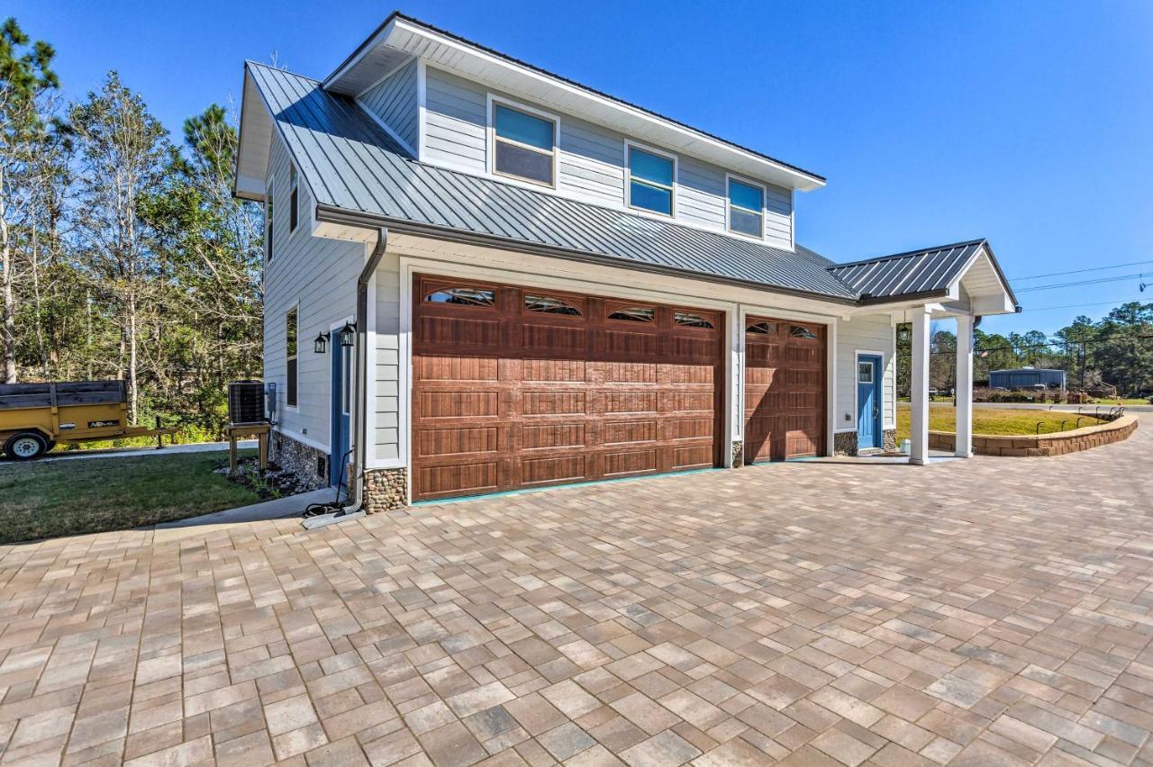 East Bay Vacation Rental With Dock! 纳瓦拉 外观 照片